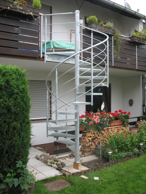 Name: IMG_4444.JPG 
Format: 322 x 430
Größe: 96 KB